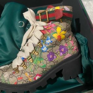 Gucci boots
